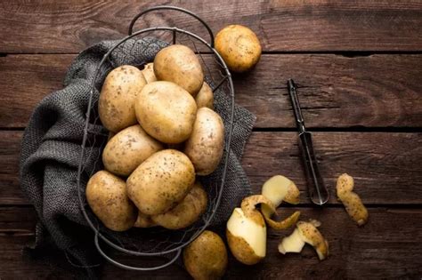 rüyada patates soymak ne anlama gelir